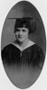 Mary, lors de l'obtention de son diplôme, vers 1915.